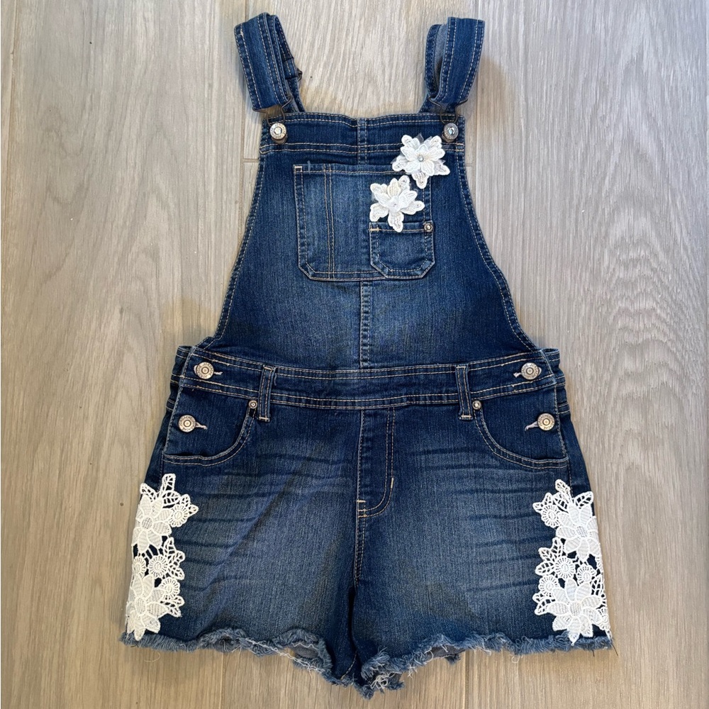 JORDACHE Fray Hem Overall Shorts